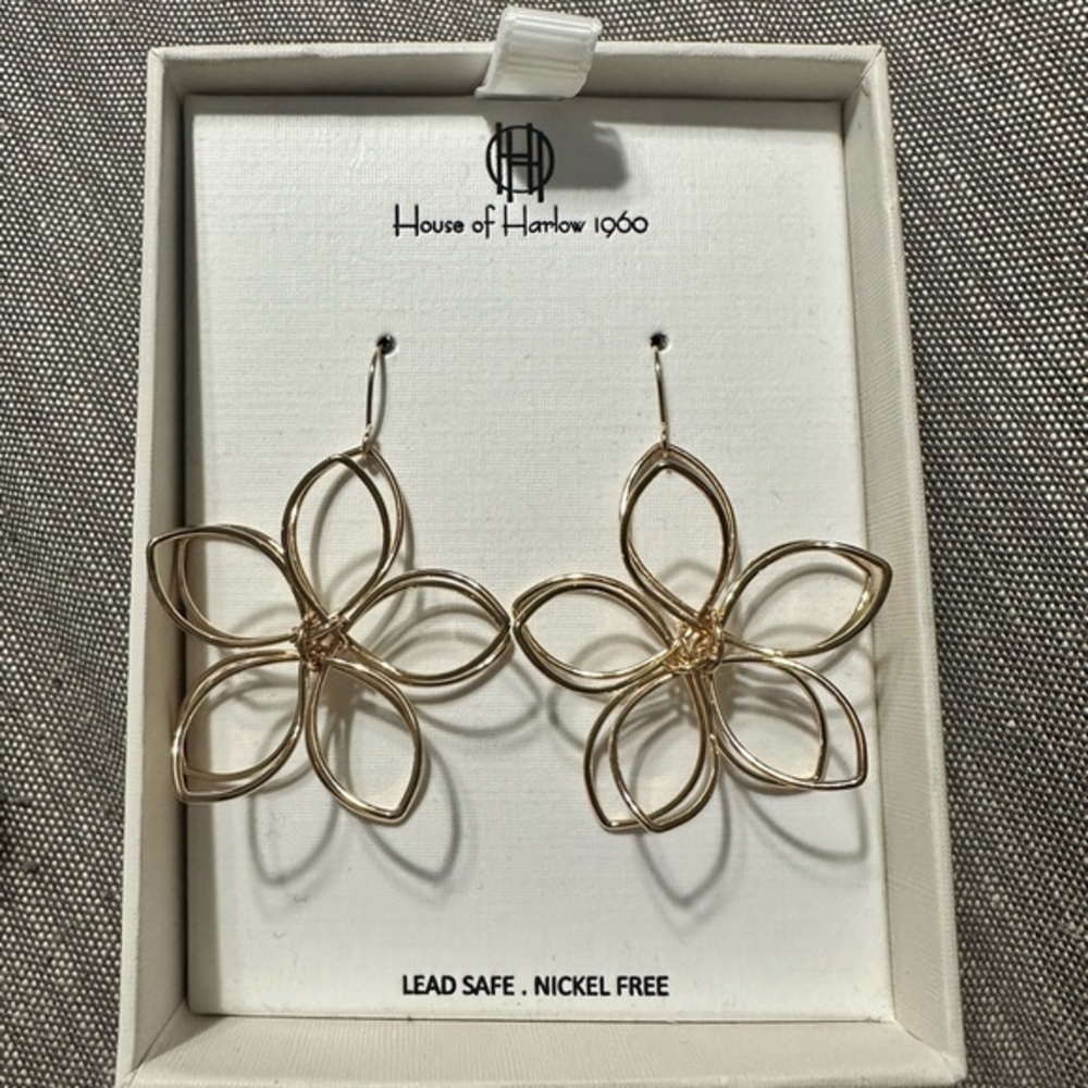 House of Harlow 1960 - Gold 3D Flower Earrings in Beautiful Gift Box